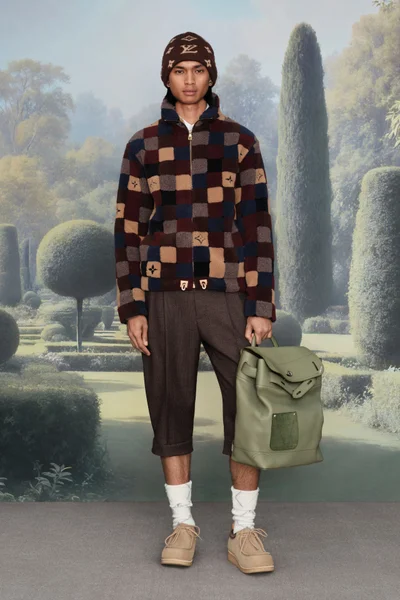 Look 28